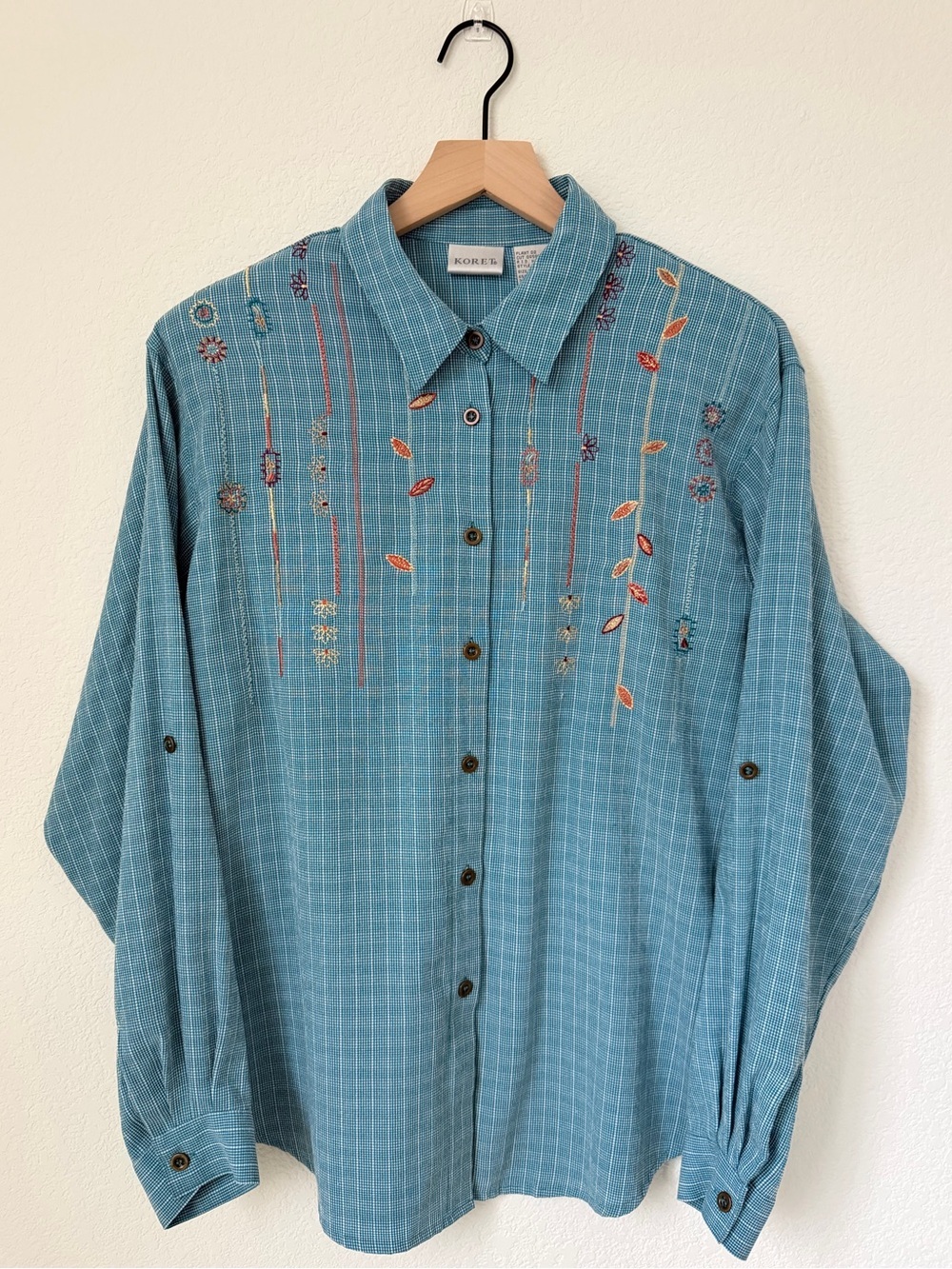 Koret Blue Embroidered Women’s Button-Up Shirt Size M Vintage